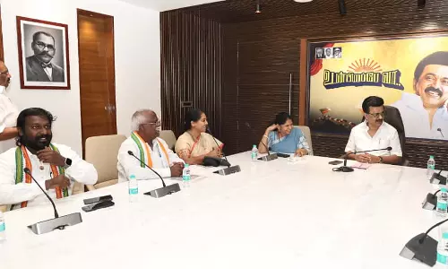 முதலமைச்சருடன் சந்திப்பு- பல்வேறு வளர்ச்சி பணிகள் குறித்து விஜய் வசந்த் கோரிக்கை