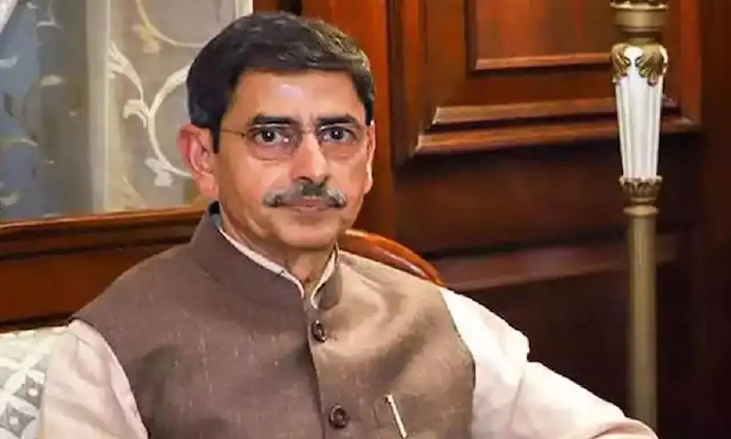 கரூர் கூட்ட நெரிசல் சம்பவம்- தமிழக அரசிடம் அறிக்கை கேட்ட கவர்னர்