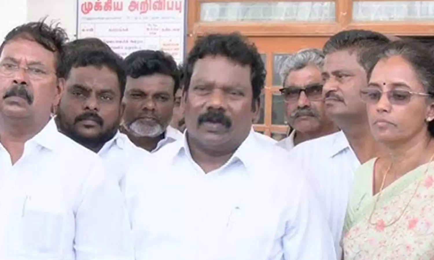 கரூர் கூட்ட நெரிசல்: உயிரிழந்தோரின் குடும்பங்களுக்கு ரூ.1 கோடி நிதியுதவி- தமிழக காங்கிரஸ் அறிவிப்பு