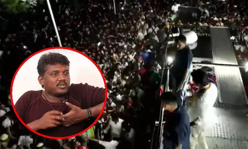 கரூர் பெருந்துயரம்: இந்த இரவை எப்படி கடப்பது… கண்ணீர் முட்டுகிறது - மாரி செல்வராஜ் இரங்கல்!