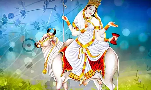Navratri Special: நவராத்திரி 8-வது நாளில் வழிபட வேண்டிய தெய்வம்... மகாகௌரி