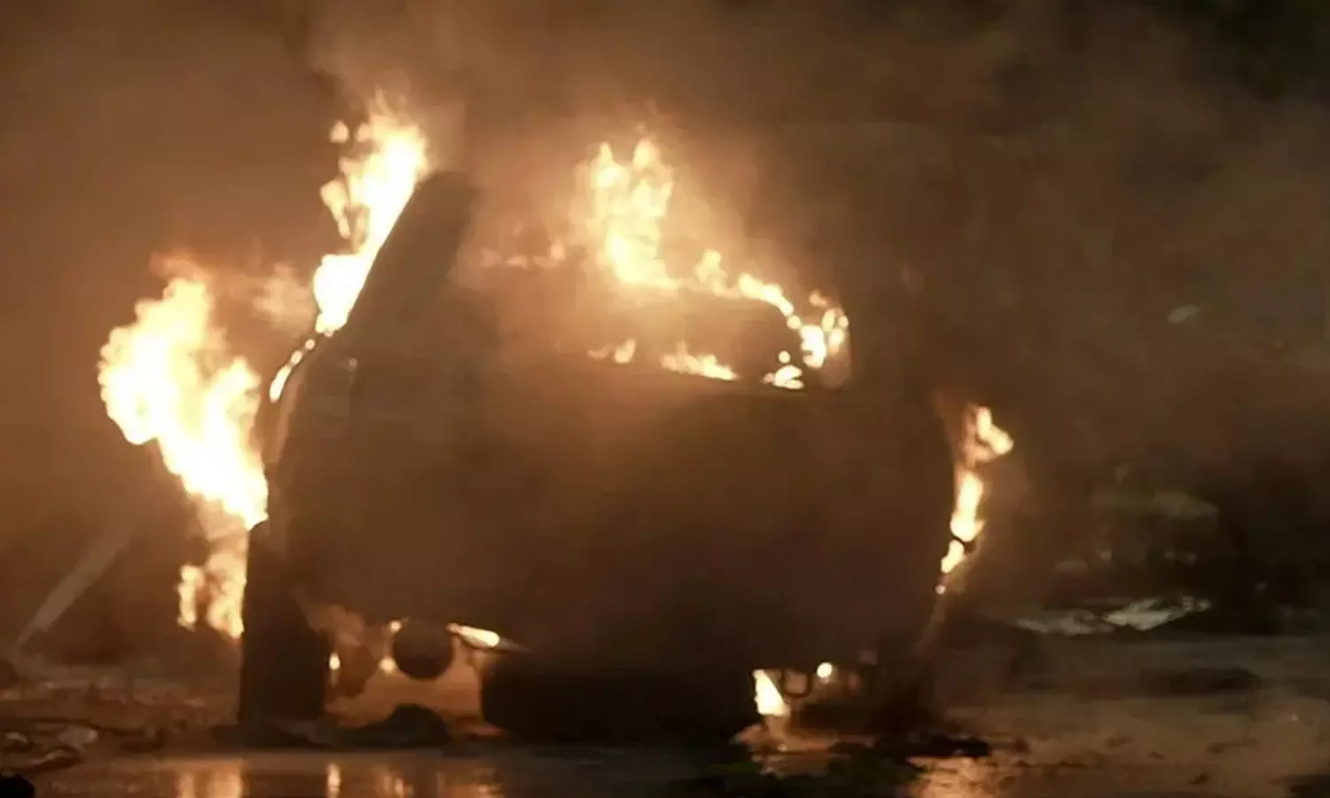 பாகிஸ்தானில் குண்டுவெடிப்பு - 10 பேர் உயிரிழப்பு