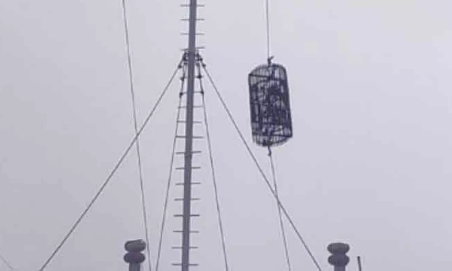 சென்னை உள்பட 3 துறைமுகங்களில் 2ம் எண் புயல் எச்சரிக்கை கூண்டு ஏற்றம்