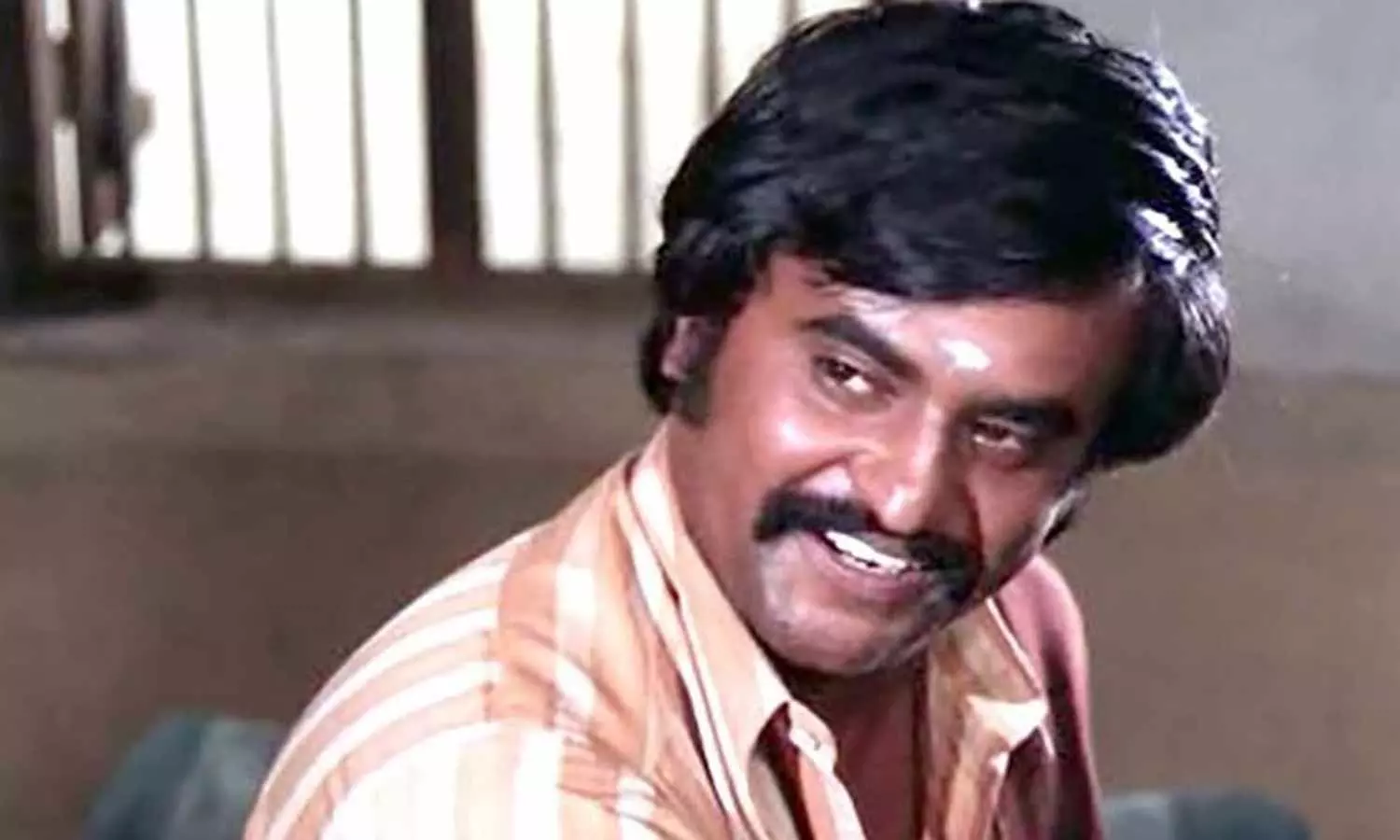 ரஜினியின் ரகசிய ஆன்மீகம்- கண்டக்டர் வேலையில் இருந்து நீக்கம்! ரஜினியின் ரகசிய ஆன்மீகம்- கண்டக்டர் வேலையில் இருந்து நீக்கம்!