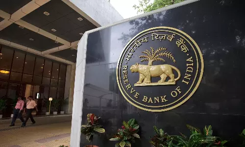 இவர்களுக்கெல்லாம் இனி கடன் கொடுக்கக்கூடாது- வங்கிகளுக்கு  ரிசர்வ் வங்கி கிடுக்கிப்பிடி