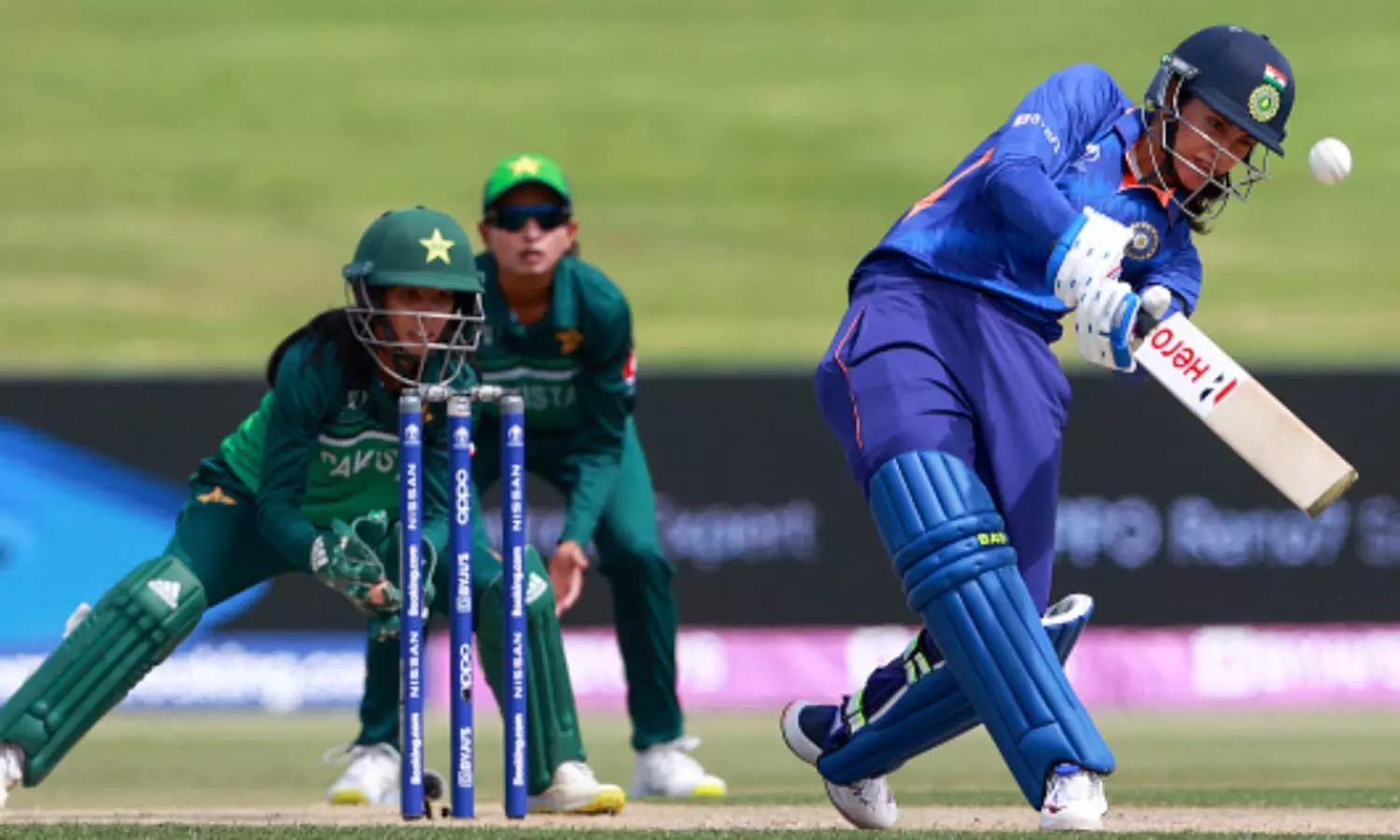 மகளிர் உலக கோப்பை கிரிக்கெட்: இந்தியா- பாகிஸ்தான் அணிகள் இன்று பலப்பரீட்சை மகளிர் உலக கோப்பை கிரிக்கெட்: இந்தியா- பாகிஸ்தான் அணிகள் இன்று பலப்பரீட்சை