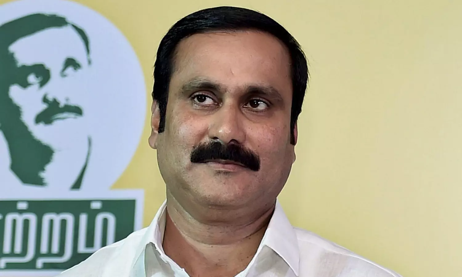 அரசியல் கட்சிகளின் நிகழ்ச்சிகளுக்கு அனுமதி மறுப்பு: ஜனநாயகத்தின் குரல்வளையை நெறிப்பதா?- அன்புமணி கேள்வி