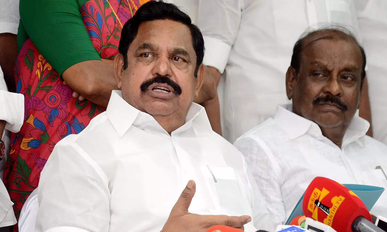 கரூர் துயர சம்பவம் விபத்து அல்ல- எடப்பாடி பழனிசாமி கரூர் துயர சம்பவம் விபத்து அல்ல- எடப்பாடி பழனிசாமி