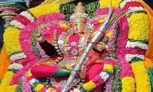 Indraya Panchangam மற்றும் முக்கிய நிகழ்வுகள்- 5 அக்டோபர் 2025: காஞ்சி காமாட்சியம்மனுக்கு பால் அபிஷேகம்