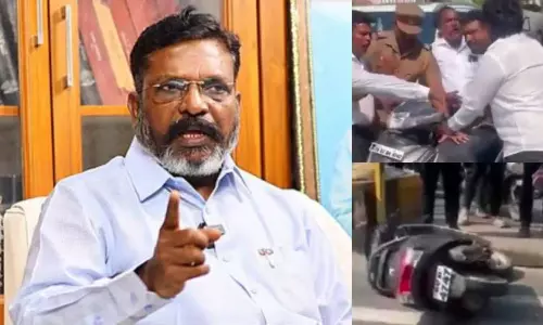 பைக் மீது எனது கார் மோதவில்லை: பிரச்சனை செய்தது அந்த தம்பிதான் - திருமாவளவன் விளக்கம்