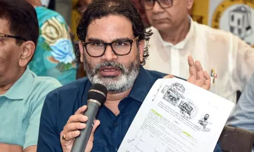 கணிதவியலாளர் முதல் மருத்துவர் வரை.. பீகார் தேர்தலில் கவனம்பெறும் பிரசாந்த் கிஷோர் கட்சி  வேட்பாளர்கள்