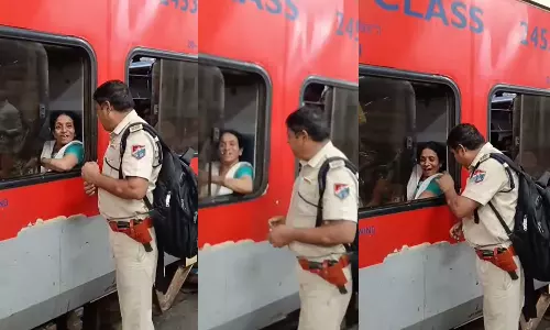பெண் பயணிக்கு ரியலாக பாடம் கற்பிக்க போனை பறித்த RPF அதிகாரி: வைரலாகும் வீடியோ