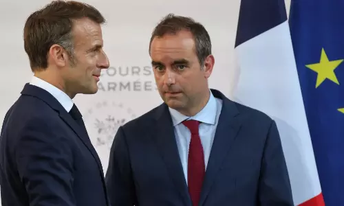 சமாதானம்!.. ராஜினாமா செய்தவரை 4 நாட்களில் மீண்டும் பிரதமராக நியமித்த பிரான்ஸ் அதிபர் மேக்ரான்