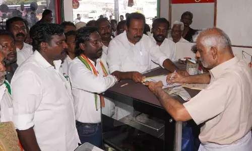 தேர்தல் ஆணையத்தை கண்டித்து காங்கிரஸ் கட்சி சார்பில் போராட்டம்: விஜய் வசந்த் எம். பி கலந்து கொண்டு பேச்சு