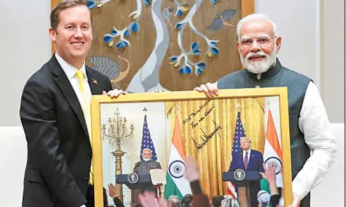 பிரதமர் மோடியை சந்தித்தார் அமெரிக்க தூதர் செர்ஜியோ கோர்