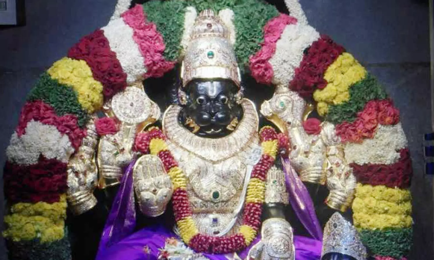 Indraya Panchangam மற்றும் முக்கிய நிகழ்வுகள்- 15 அக்டோபர் 2025:  நரசிம்ம மூலவருக்கு திருமஞ்சன சேவை