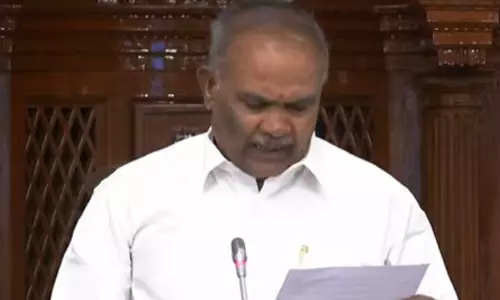 தமிழக சட்டசபை கூடியது - கரூர் கூட்ட நெரிசலில் பலியான 41 பேருக்கு அஞ்சலி செலுத்தி இரங்கல் தீர்மானம்