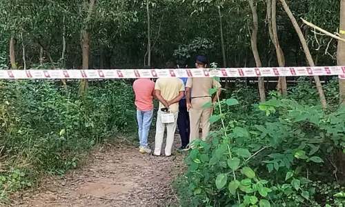 என்னை காட்டுக்குள் இழுத்துச் சென்றார்கள்.. பாலியல் வன்கொடுமைக்கு ஆளான மருத்துவ மாணவி வாக்குமூலம்