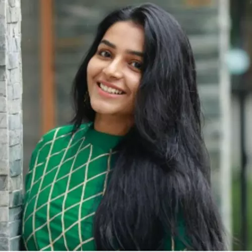 ரஜிஷா விஜயன்