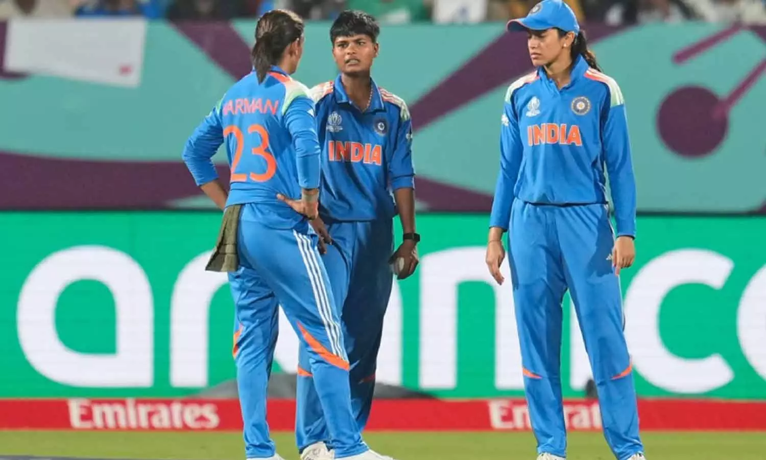 விதிமீறிய இந்திய மகளிர் அணிக்கு அபராதம் விதித்த ஐசிசி விதிமீறிய இந்திய மகளிர் அணிக்கு அபராதம் விதித்த ஐசிசி