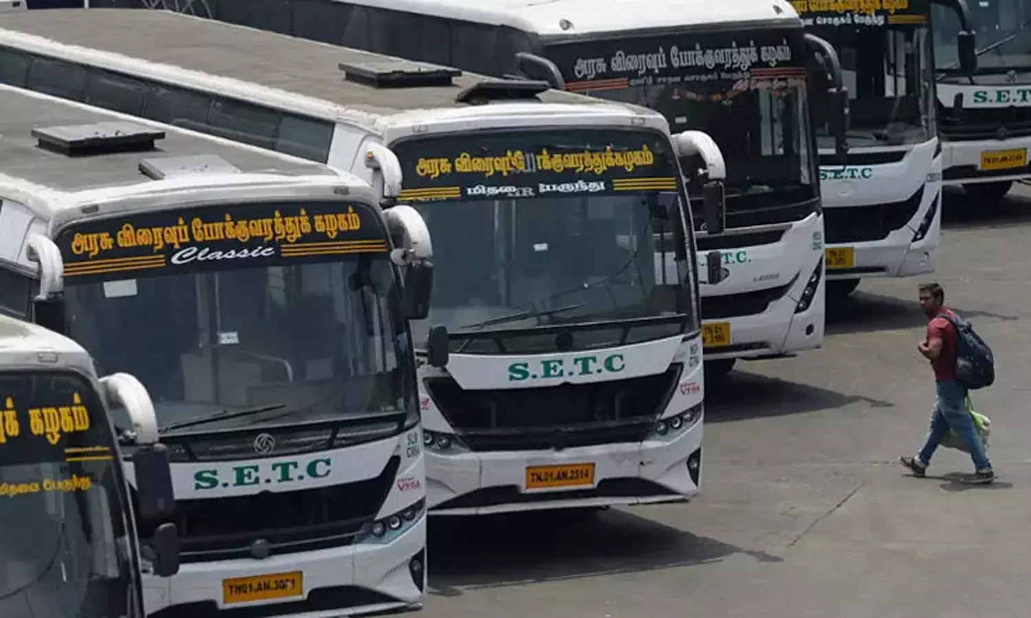 தீபாவளி பண்டிகை - இன்று முதல் 4 நாட்களுக்கு சிறப்பு பஸ்கள் இயக்கம்