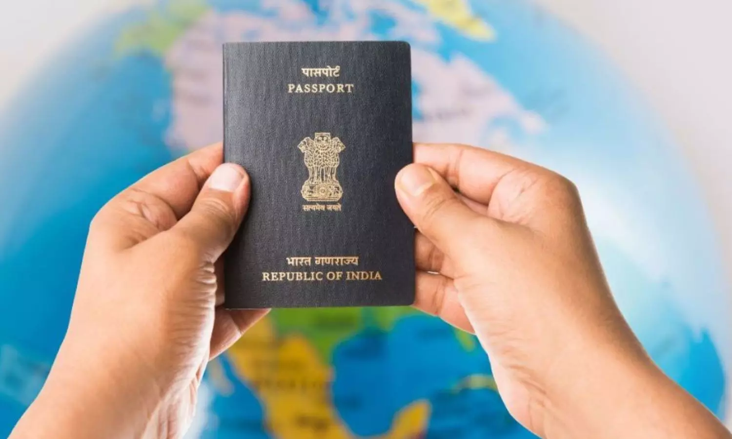 வலிமையான பாஸ்போர்ட் பட்டியலில் பின்தங்கிய இந்தியா.. விசா இல்லாமல் எத்தனை நாடுகளுக்கு போகலாம் தெரியுமா?