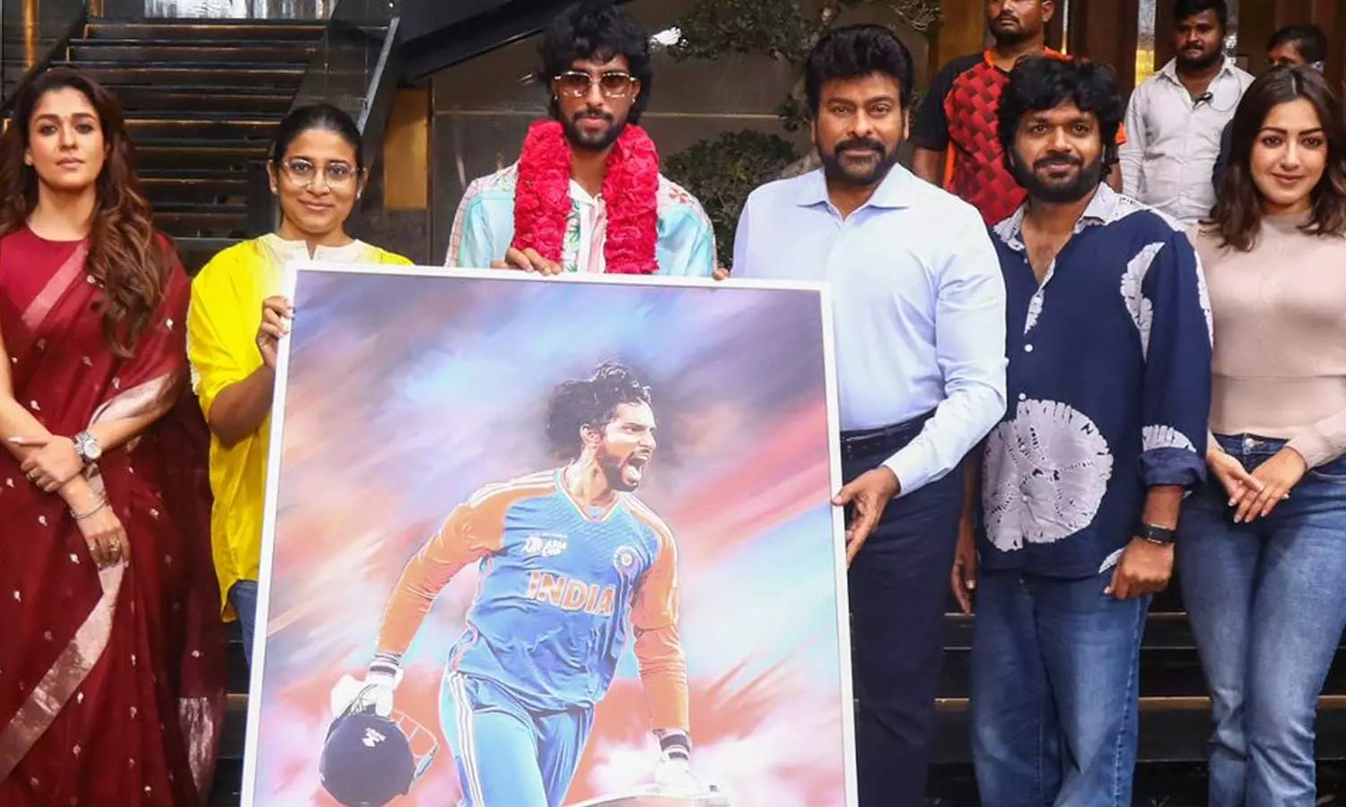 இந்திய வீரர் திலக் வர்மாவை நேரில் அழைத்து பாராட்டிய சிரஞ்சீவி - வீடியோ வைரல் இந்திய வீரர் திலக் வர்மாவை நேரில் அழைத்து பாராட்டிய சிரஞ்சீவி - வீடியோ வைரல்