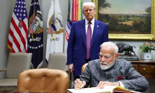 VIDEO: இனி ரஷியாவிடம் இருந்து எண்ணெய் வாங்கமாட்டோம் என மோடி ஒப்புக்கொண்டார் - டிரம்ப் அறிவிப்பு!