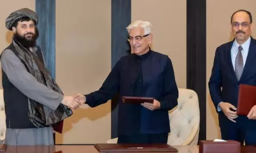 உடனடி போர் நிறுத்தத்திற்கு பாகிஸ்தான் - ஆப்கானிஸ்தான் சம்மதம் - கத்தார் அறிவிப்பு