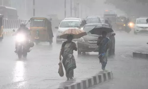 தமிழகத்தில் தீவிரமடைந்துள்ள வடகிழக்கு பருவமழை- மீனவர்களுக்கு எச்சரிக்கை