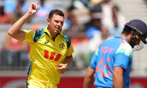 இந்தியாவுக்கு எதிரான முதல் ஒருநாள் போட்டியில் ஆஸ்திரேலியா அபார வெற்றி