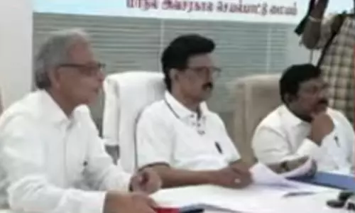 தீவிரமடையும் பருவமழை- அவசரகால செயல்பாட்டு மையத்தில் முதலமைச்சர் ஆய்வு