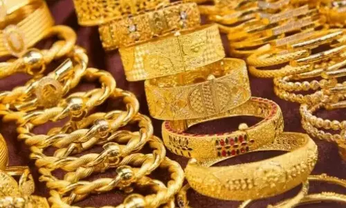 காலையில் ஏற்றம்.. மாலையில் குறைந்த தங்கம் விலை