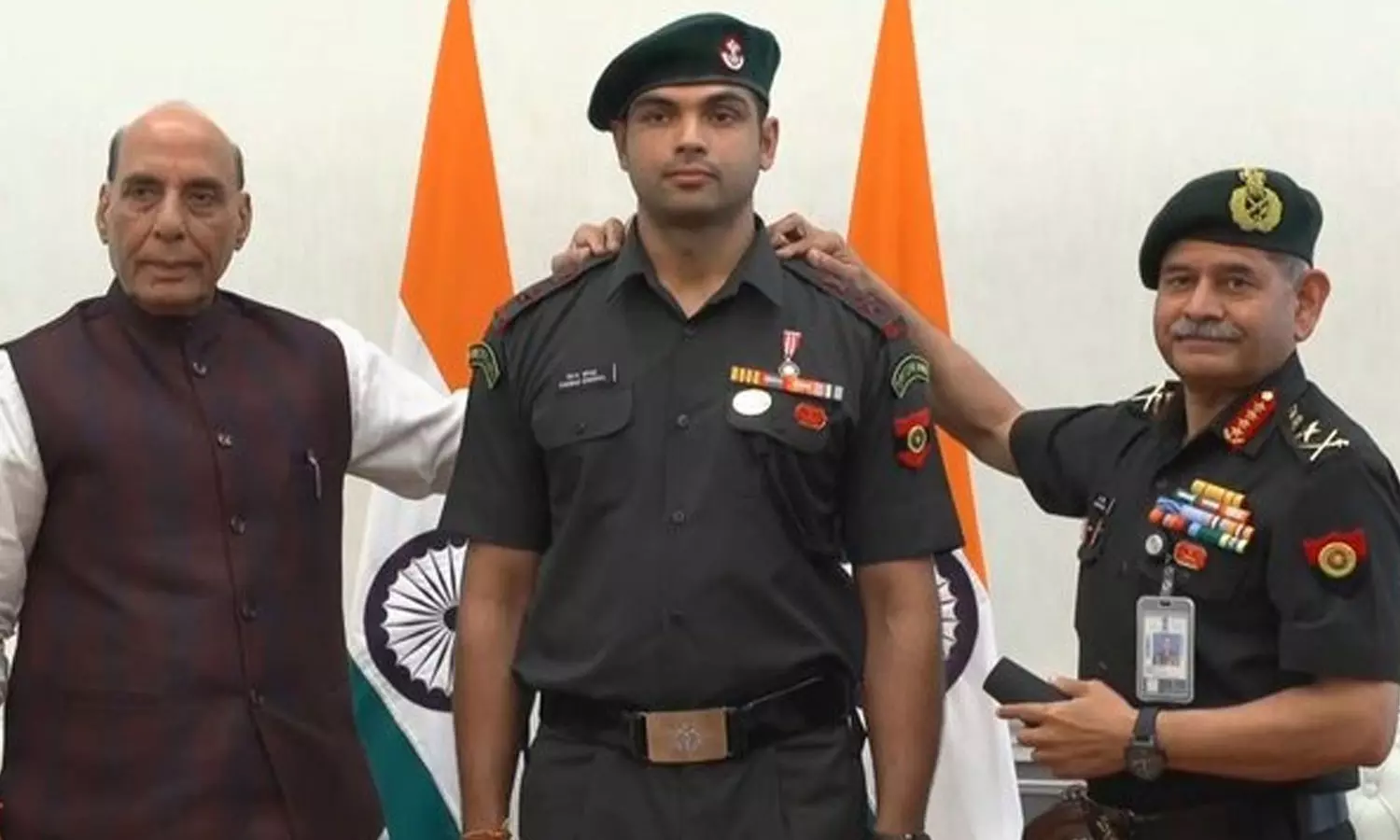 இந்திய ராணுவத்தில் தங்க மகன் நீரஜ் சோப்ராவுக்கு கவுரவ பதவி
