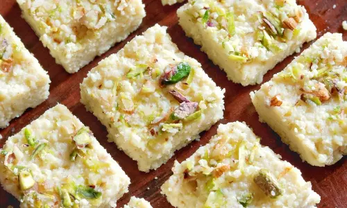 ஜூஸியான கலாகண்ட் செய்வது எப்படி?