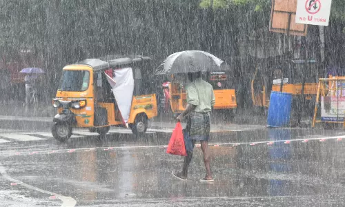 தமிழகத்தில் 14 மாவட்டங்களில் கனமழைக்கு வாய்ப்பு - வானிலை ஆய்வு மையம்