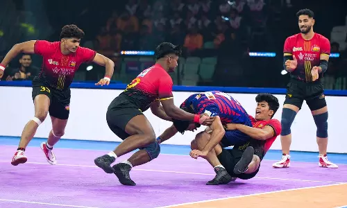 புரோ கபடி லீக்: பிளே ஆப் சுற்றுக்கு முன்னேறிய அணிகள்