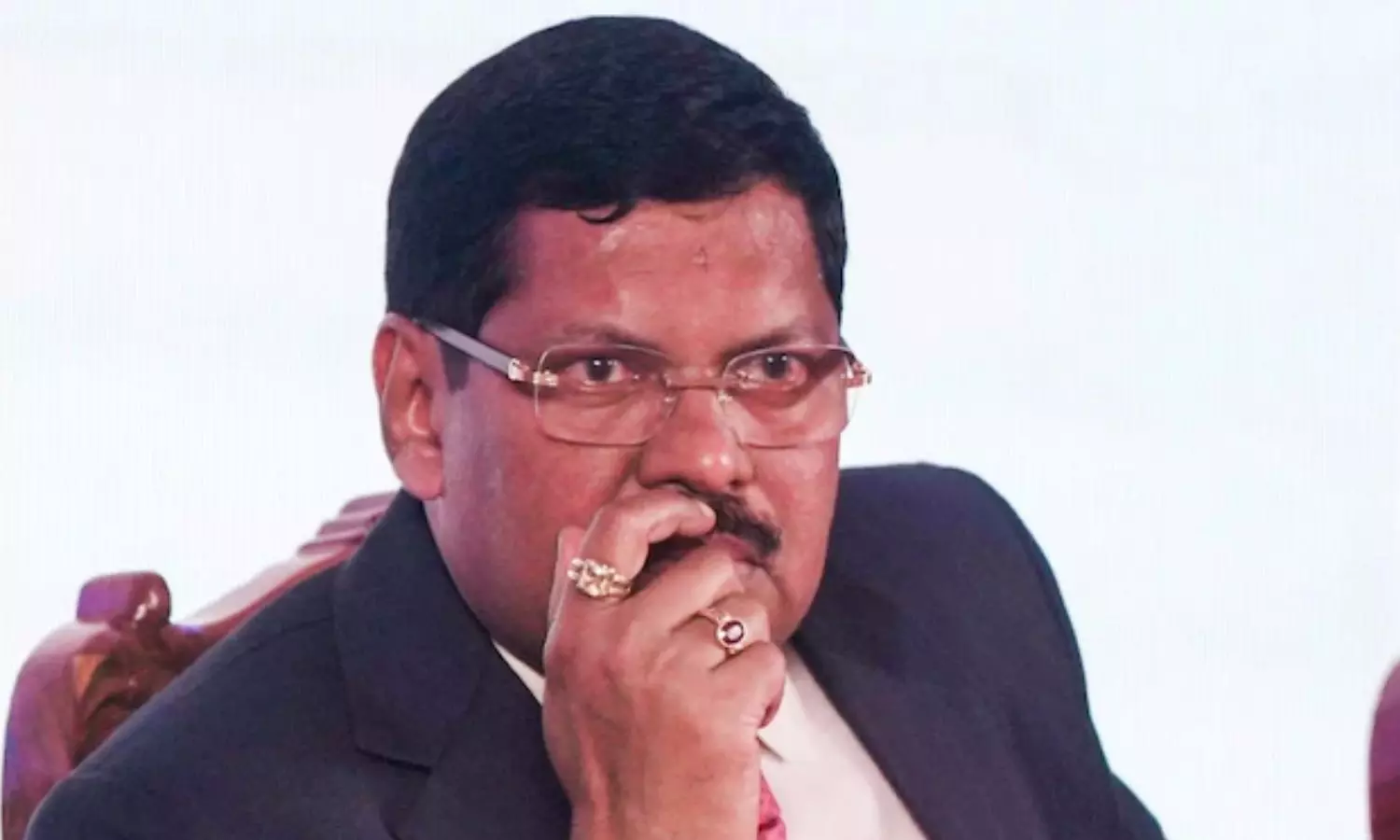 விரைவில் ஓய்வு பெறும் பி.ஆர்.கவாய்.. அடுத்தது யார்? - தலைமை நீதிபதியை தேர்வு செய்ய மத்திய அரசு தீவிரம் விரைவில் ஓய்வு பெறும் பி.ஆர்.கவாய்.. அடுத்தது யார்? - தலைமை நீதிபதியை தேர்வு செய்ய மத்திய அரசு தீவிரம்