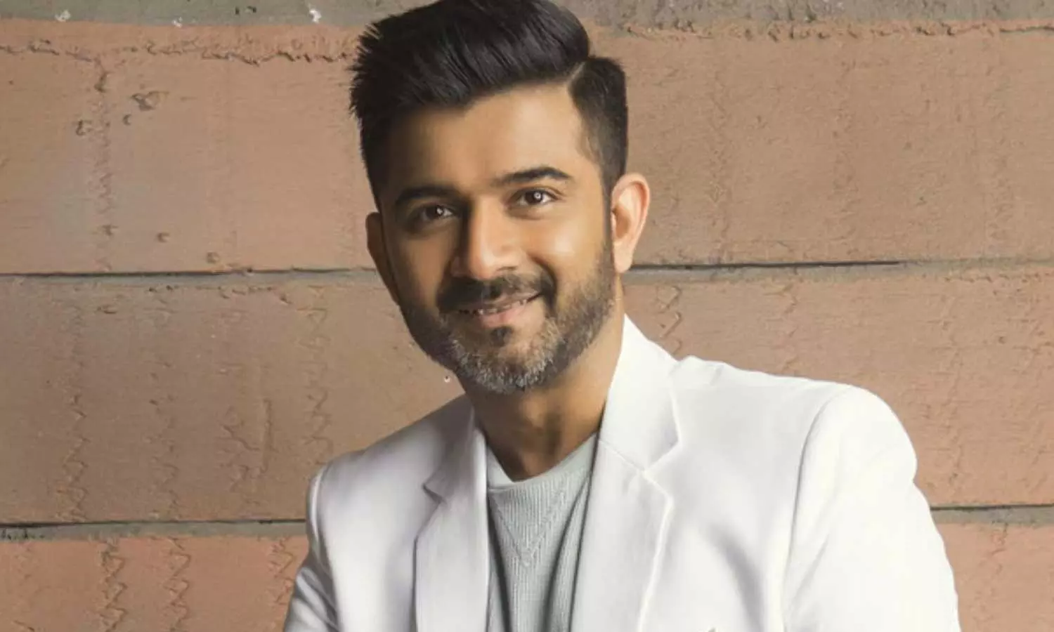 பாலியல் வன்கொடுமை செய்ததாக பெண் புகார்: பாலிவுட் இசையமைப்பாளர் கைது பாலியல் வன்கொடுமை செய்ததாக பெண் புகார்: பாலிவுட் இசையமைப்பாளர் கைது