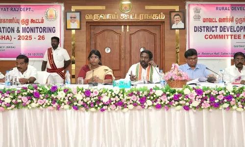 காங்கிரஸ் எம்.பி விஜய் வசந்த் தலைமையில் மாவட்ட வளர்ச்சி ஒருங்கிணைப்பு மற்றும் கண்காணிப்பு குழு கூட்டம்