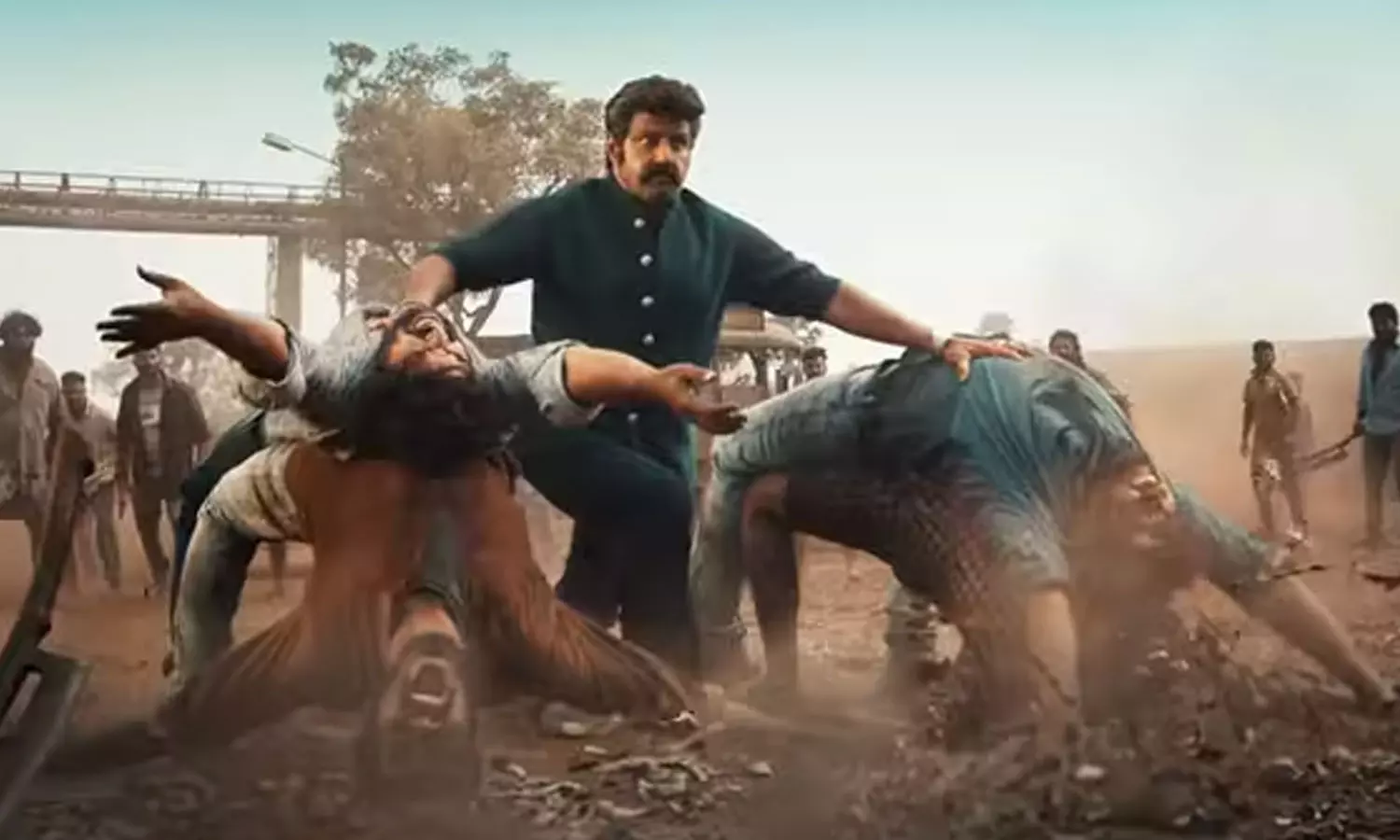 அகண்டா-2 தாண்டவம் படத்தின் டீசர் வெளியானது அகண்டா-2 தாண்டவம் படத்தின் டீசர் வெளியானது