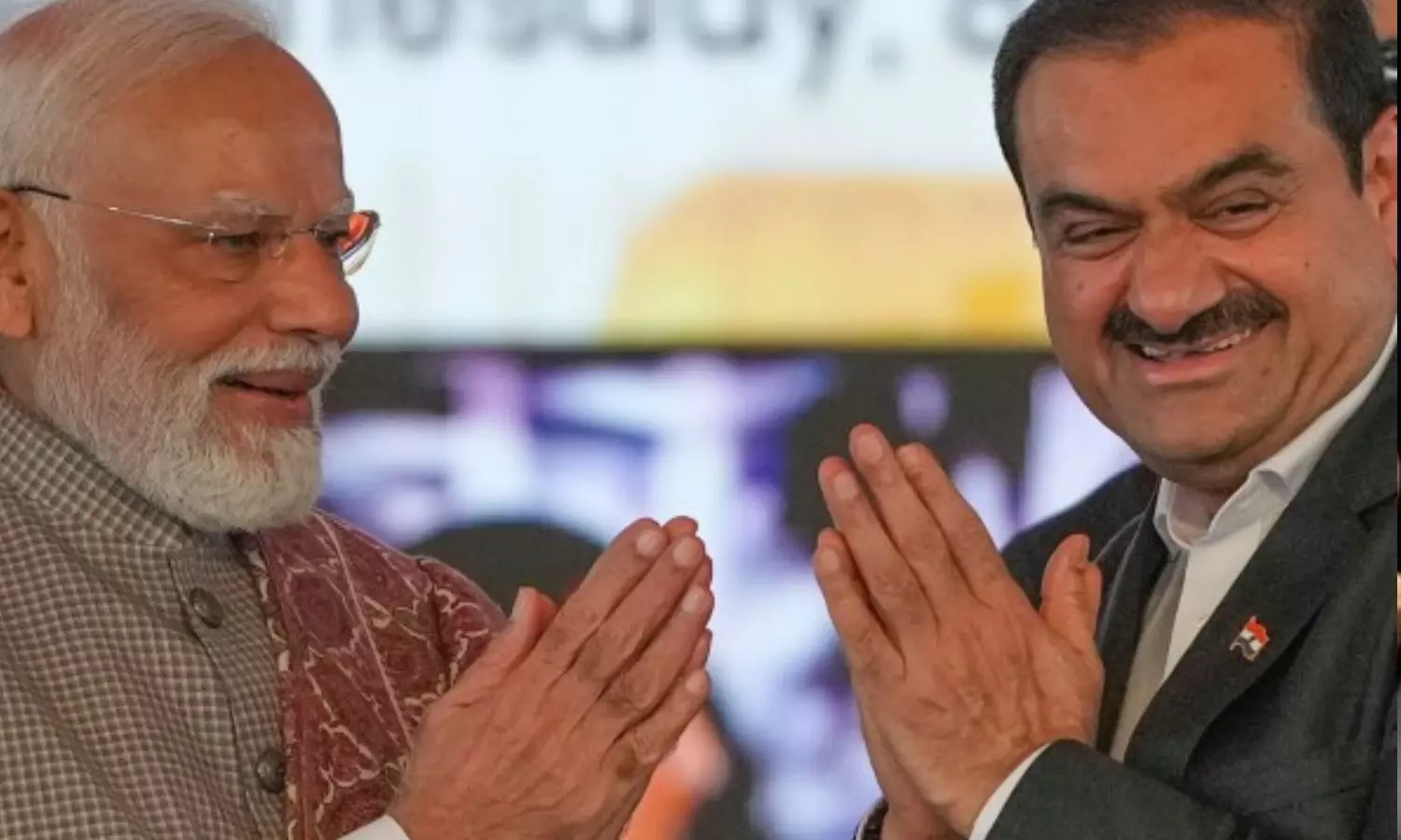 அதானியை காப்பாற்ற LIC-யின் ரூ.33,000 கோடியை தாரைவார்க்கும் மோடி அரசு - வாஷிங்டன் போஸ்ட் அறிக்கையால் பரபரப்பு