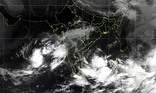 தென்கிழக்கு வங்கக்கடலில் நிலவும் காற்றழுத்த தாழ்வு பகுதி காற்றழுத்த மண்டலமாக வலுப்பெற்றது