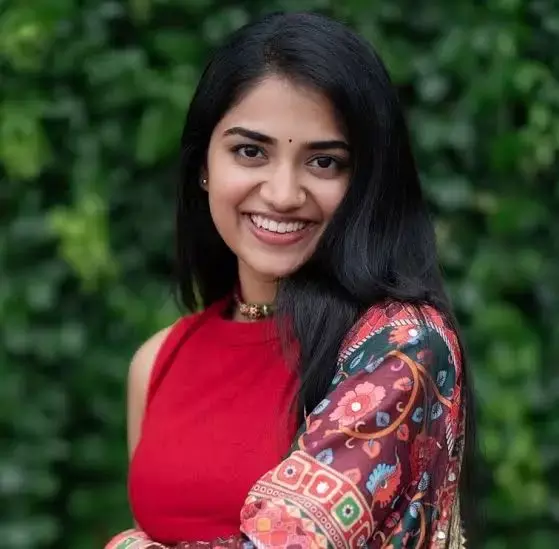 மாளவிகா மனோஜ்