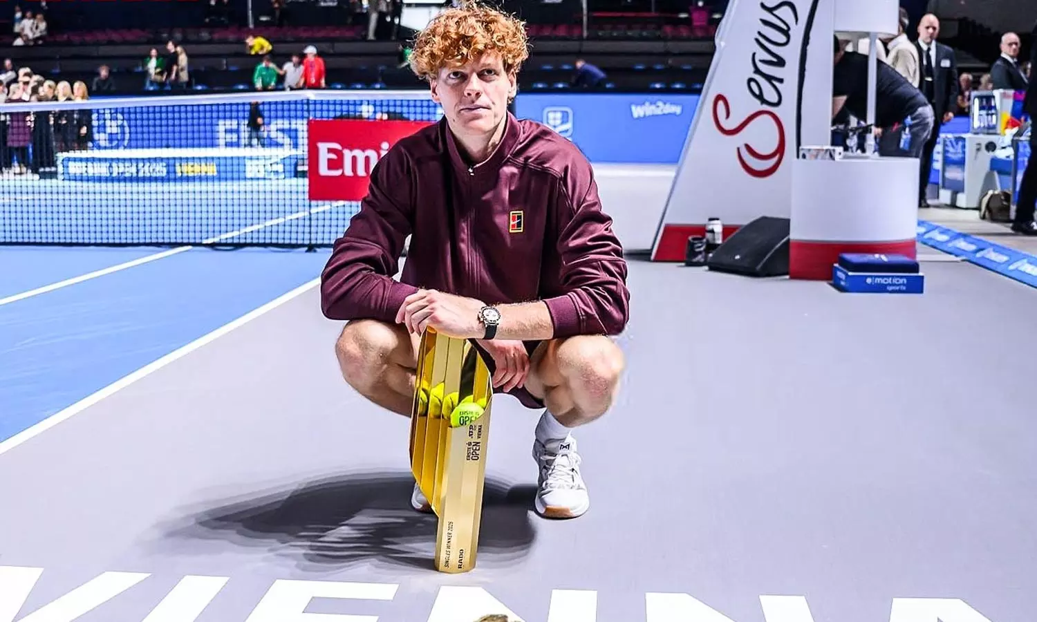 வியன்னா ஓபன் டென்னிஸ்: சாம்பியன் பட்டம் வென்றார் சின்னர் வியன்னா ஓபன் டென்னிஸ்: சாம்பியன் பட்டம் வென்றார் சின்னர்