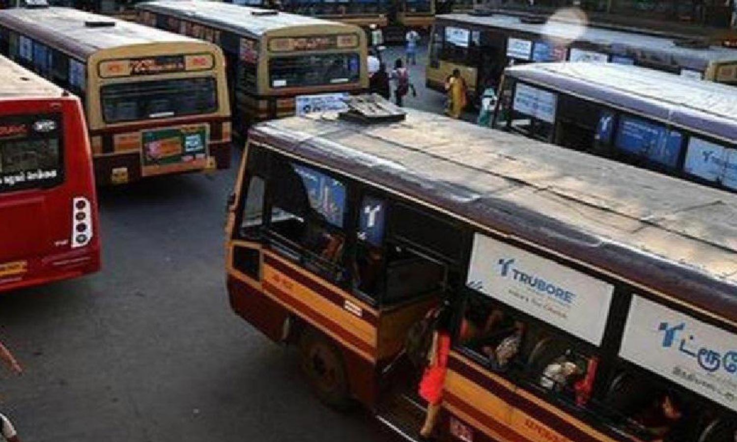 தமிழ்நாட்டில் தீவிரமடைந்த பருவமழை: ஓட்டுநர், நடத்துநர்களுக்கு போக்குவரத்து துறை அறிவுறுத்தல்