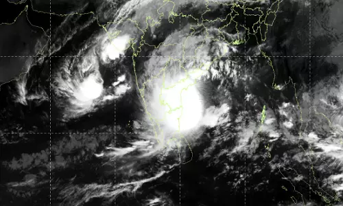 தீவிர புயலாக வலுப்பெற்றது மோன்தா புயல்- வானிலை ஆய்வு மையம்