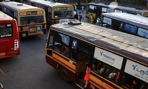 தமிழ்நாட்டில் தீவிரமடைந்த பருவமழை: ஓட்டுநர், நடத்துநர்களுக்கு போக்குவரத்து துறை அறிவுறுத்தல்