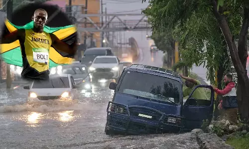 300 கி.மீ. வேகத்தில் ஜமைக்காவை புரட்டி போட்ட மெலிசா புயல்- உசேன் போல்ட் உருக்கம்