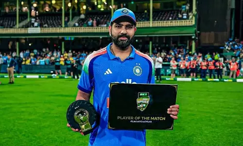 ஒருநாள் பேட்டர் தரவரிசை: சுப்மன் கில்லை பின்னுக்கு தள்ளி முதலிடம் பிடித்த ரோகித் சர்மா